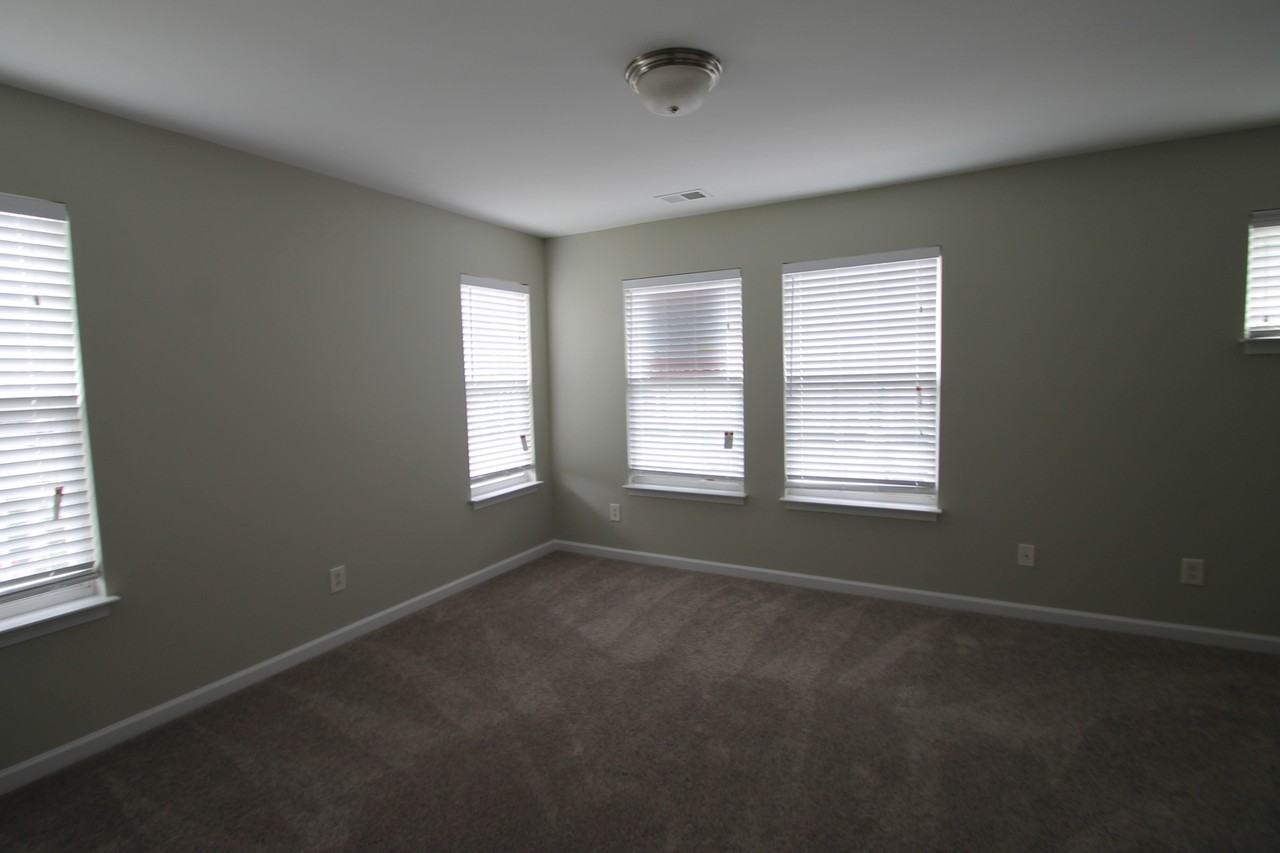 1124 Constitution Park Blvd - Photo 5 of 11