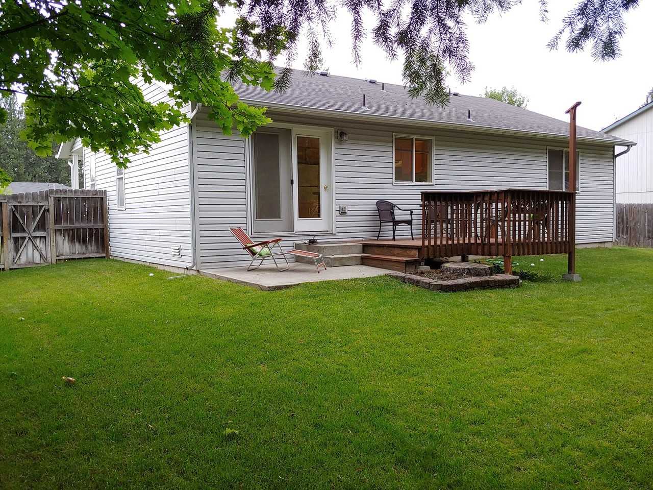 3502 N 12th St - Photo 3 of 17