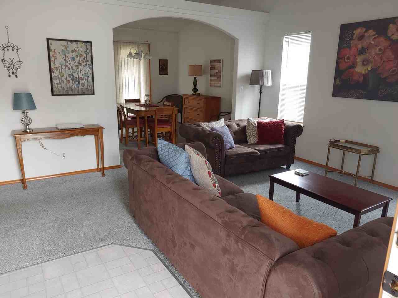 3502 N 12th St - Photo 4 of 17