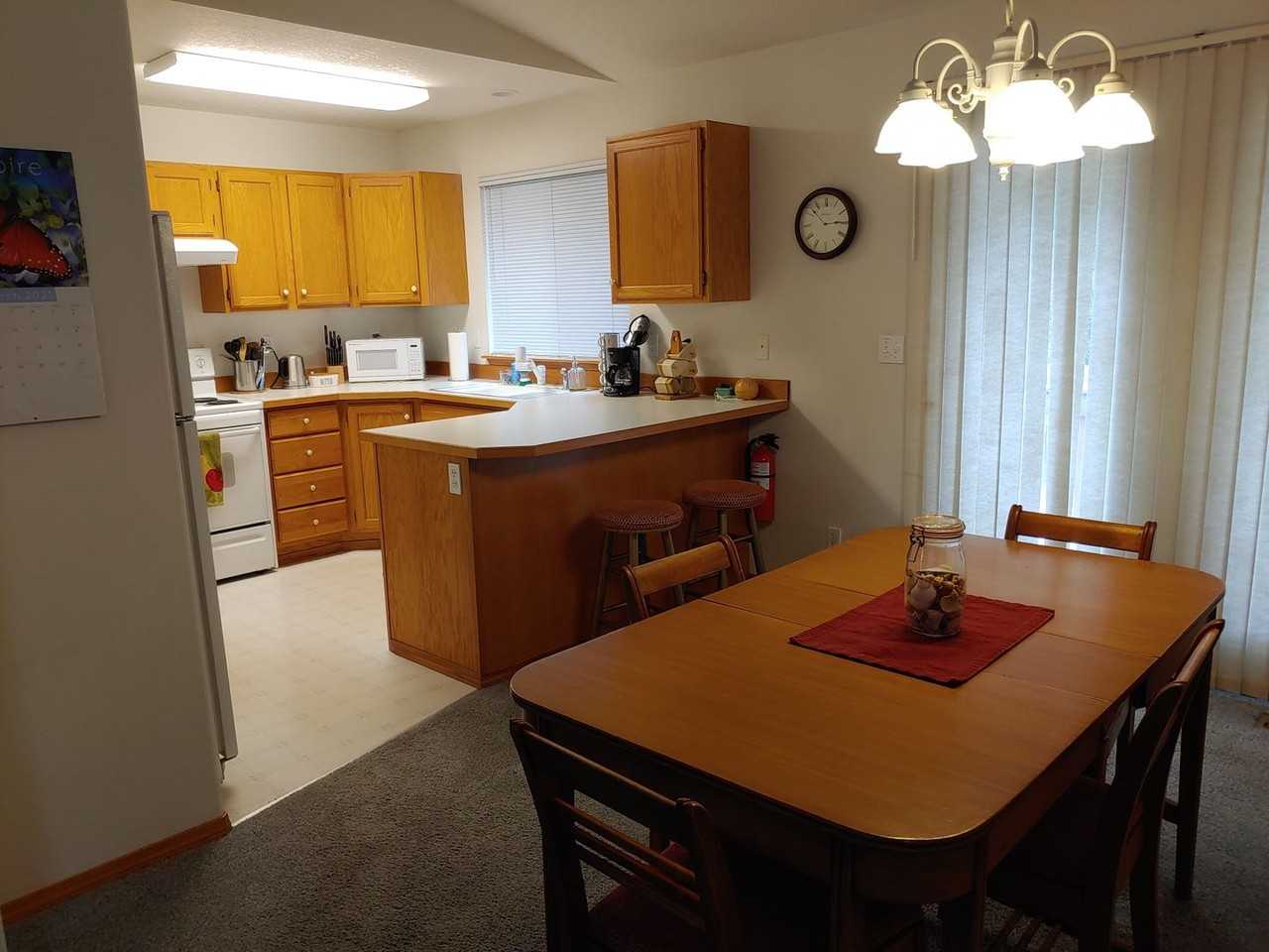 3502 N 12th St - Photo 5 of 17