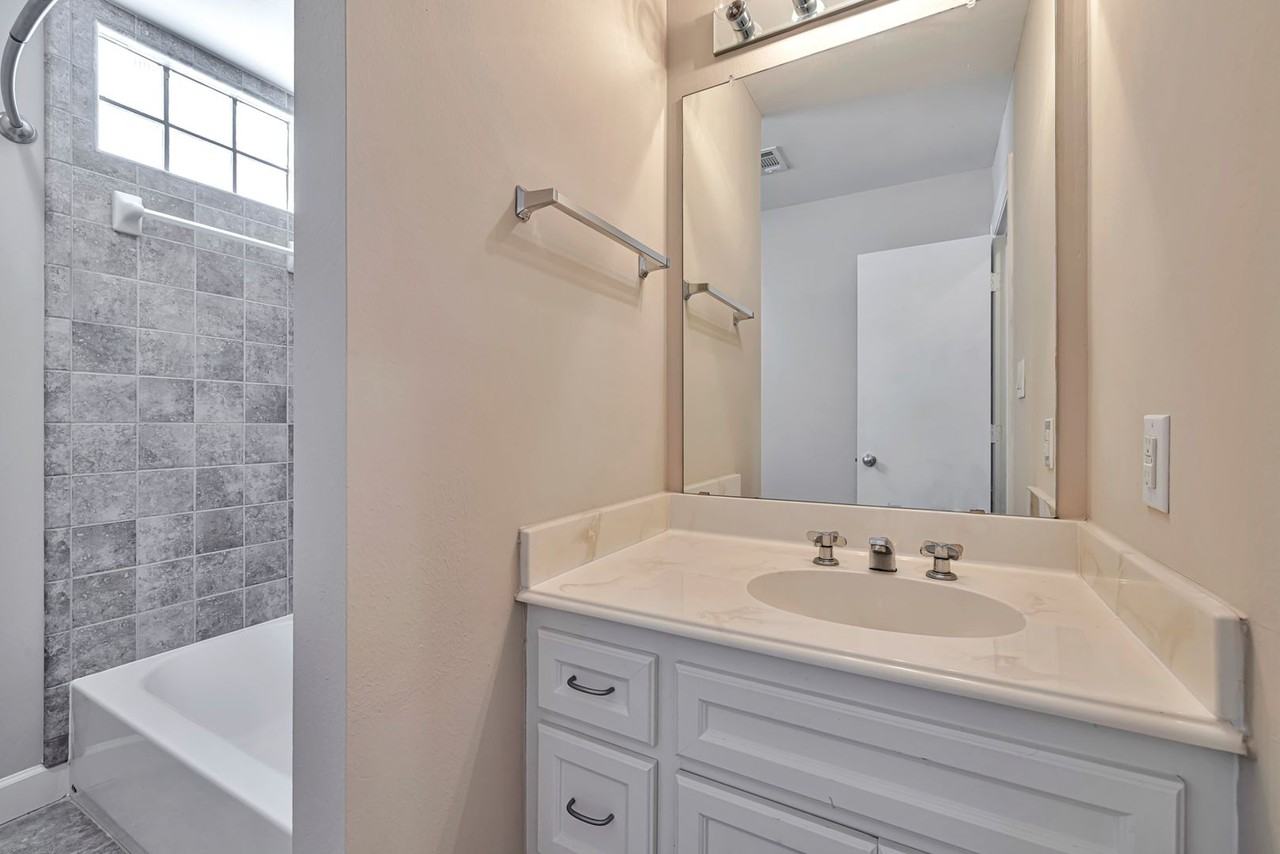 648 Westcross St #801 - Photo 7 of 16