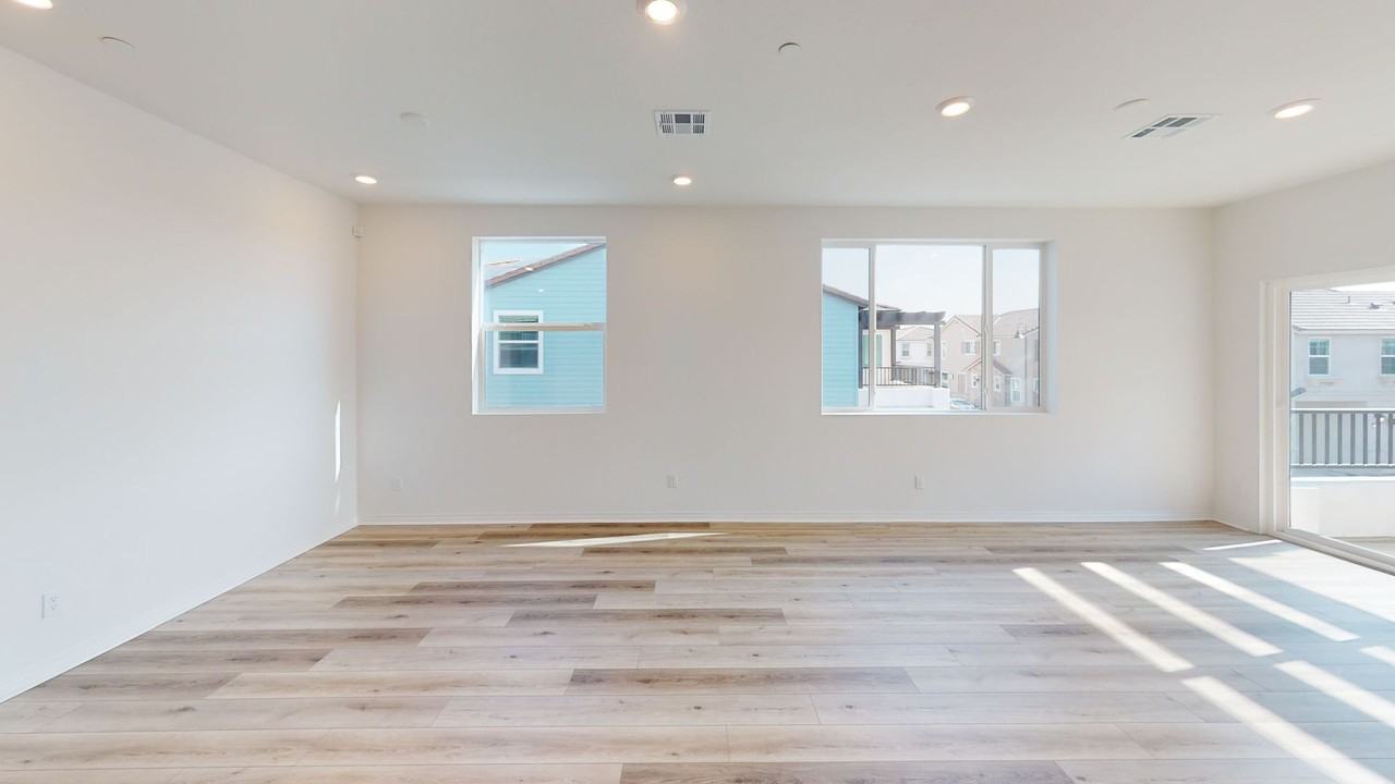 15166 Horizon St #1 - Photo 7 of 11