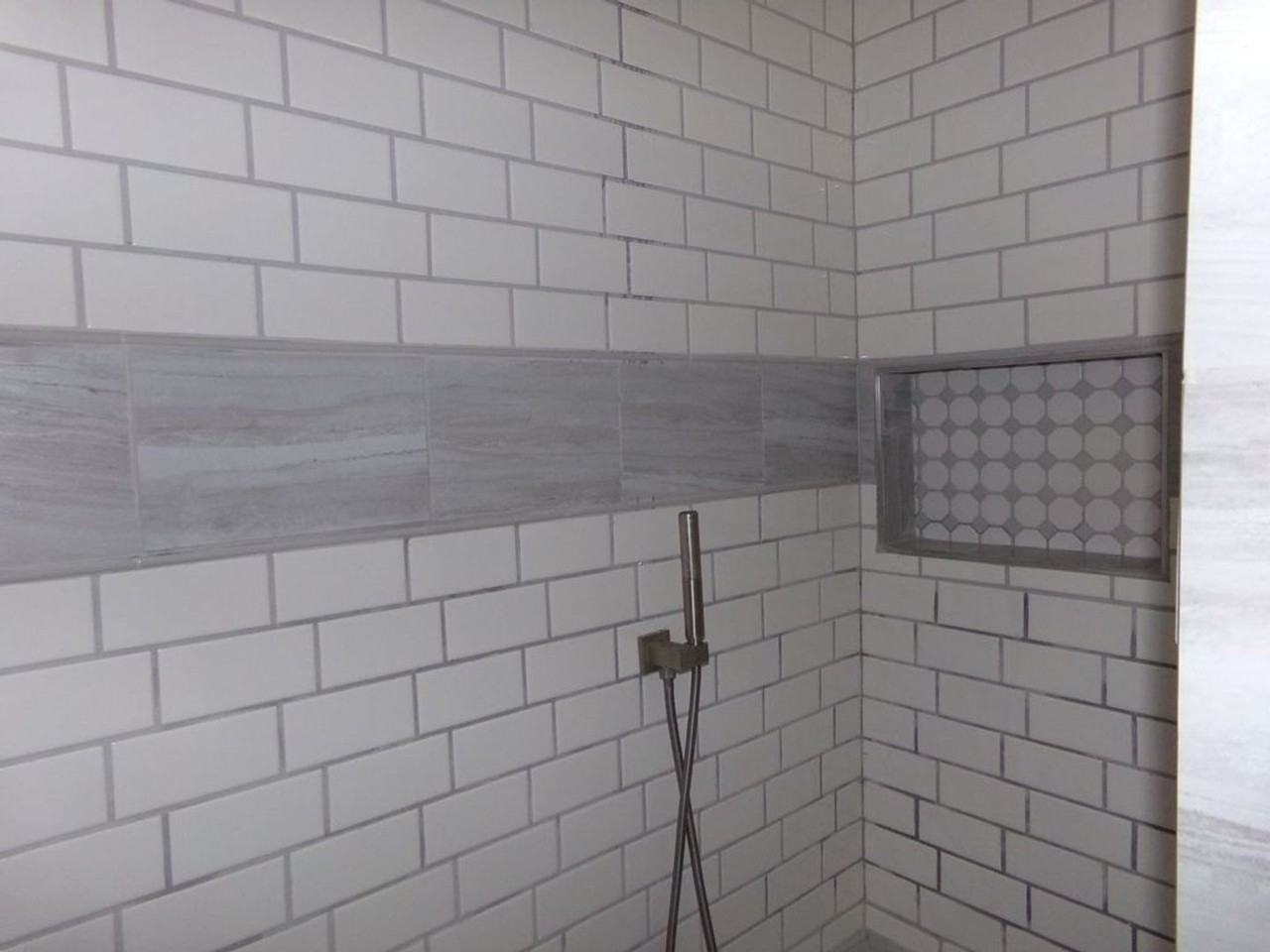 93 E Airview Dr - Photo 2 of 6