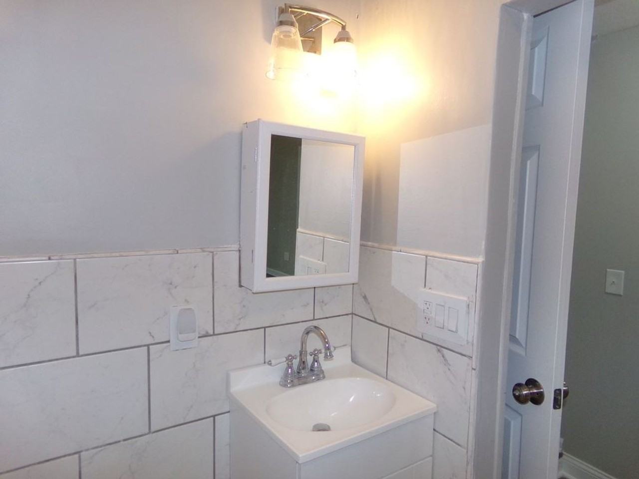 93 E Airview Dr - Photo 3 of 6