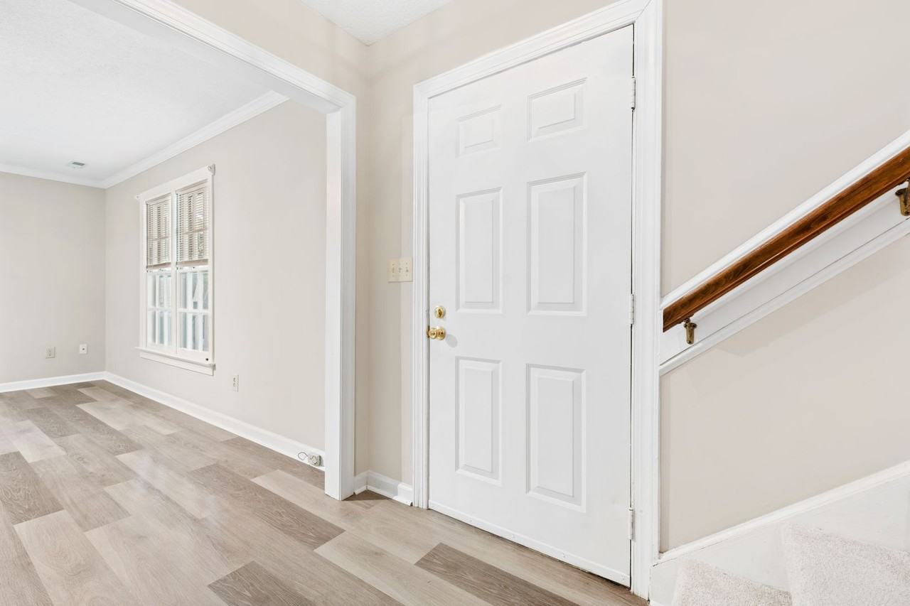 137 Gold Meadow Dr - Photo 6 of 38