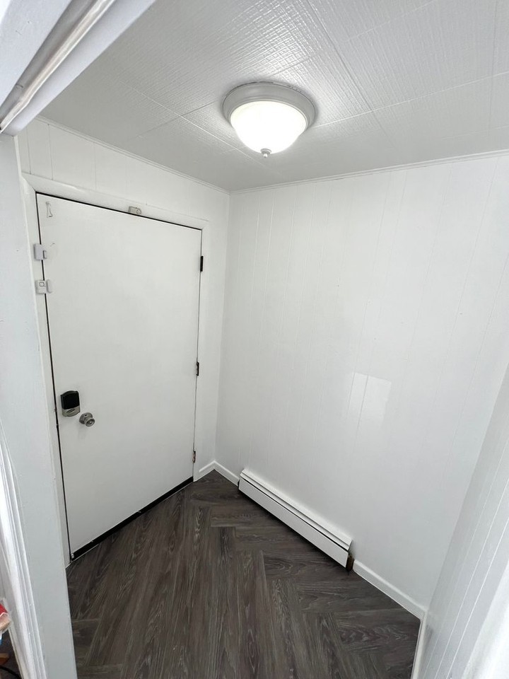 1913 Jack St - Photo 2 of 24