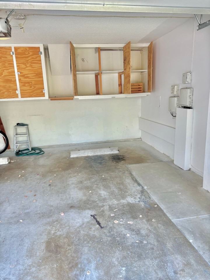 208 Seaview St - Photo 6 of 21