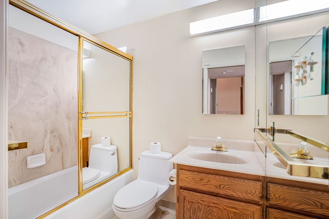 87 Stratford Dr - Photo 6 of 32