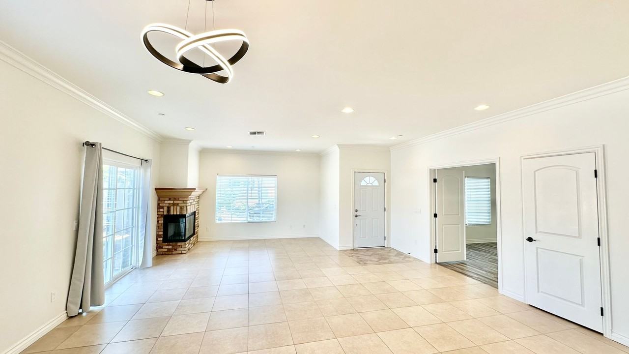 1741 Placita Suenos - Photo 3 of 35