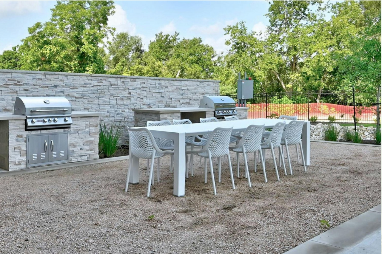 The Bend on Williamson Creek - Photo 5 of 9