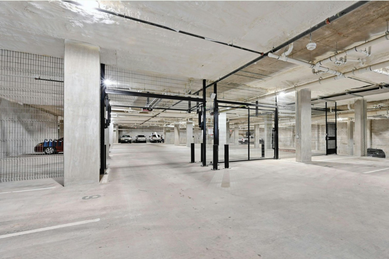 The Bend on Williamson Creek - Photo 6 of 9