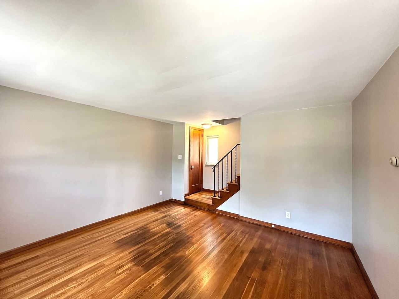 1424 Brinton Ave - Photo 2 of 14