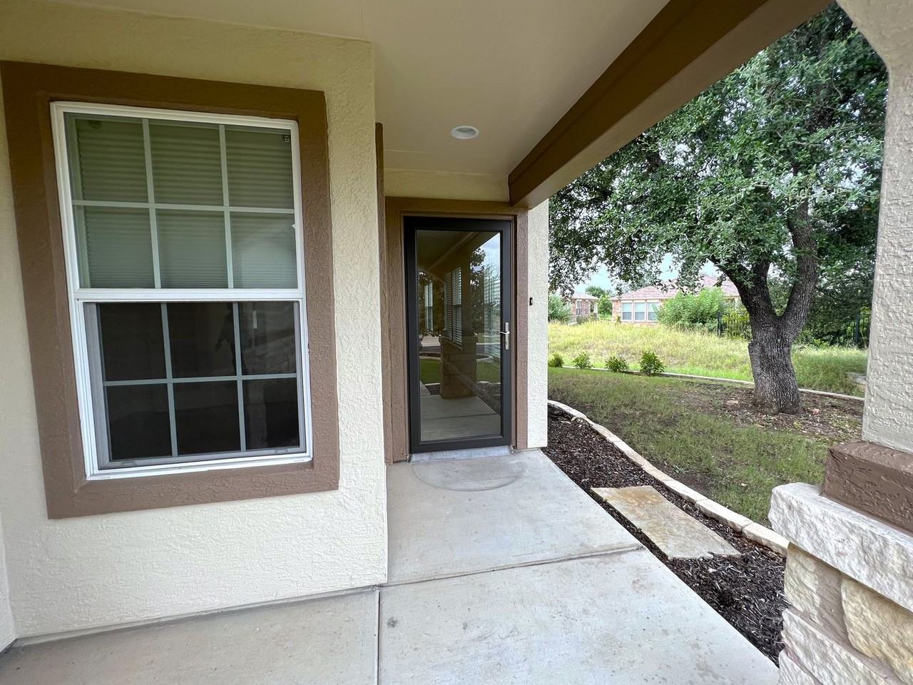 125 Alamosa Creek Ln - Photo 3 of 32