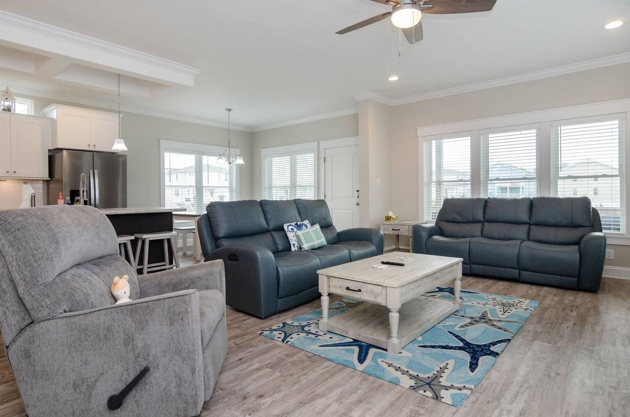 208 Spartanburg Ave - Photo 4 of 42