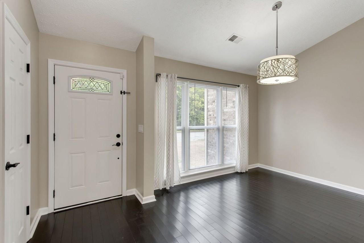 8424 Beautiful Valley Dr - Photo 2 of 31