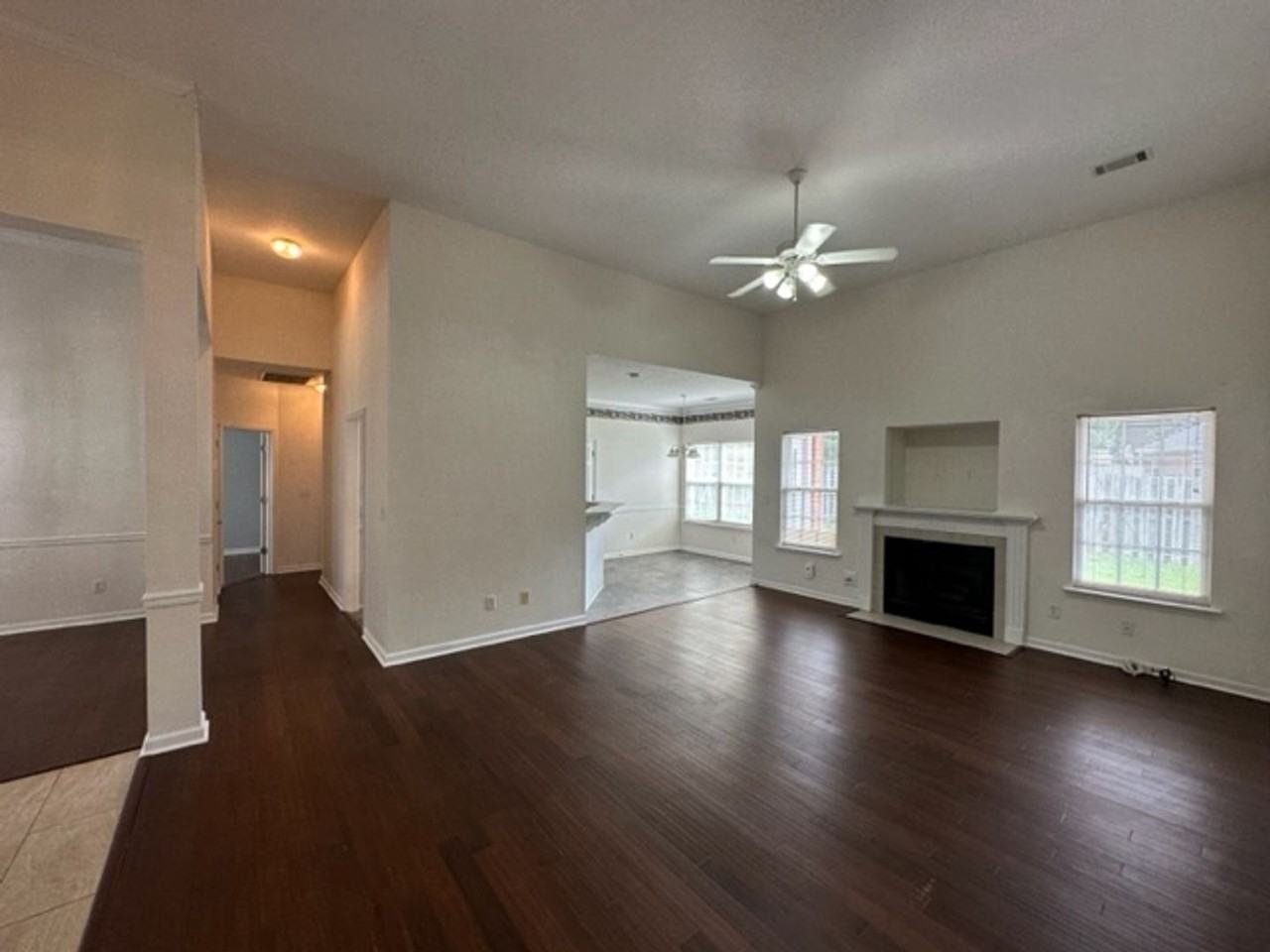 701 Spalding Ct - Photo 6 of 21