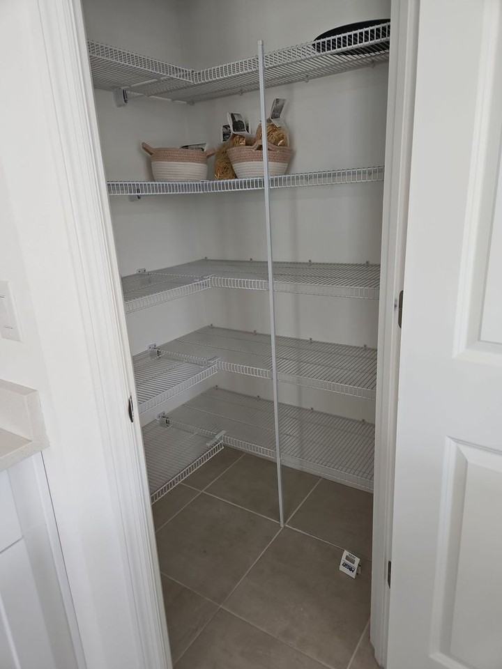2338 Alee Ln - Photo 6 of 26