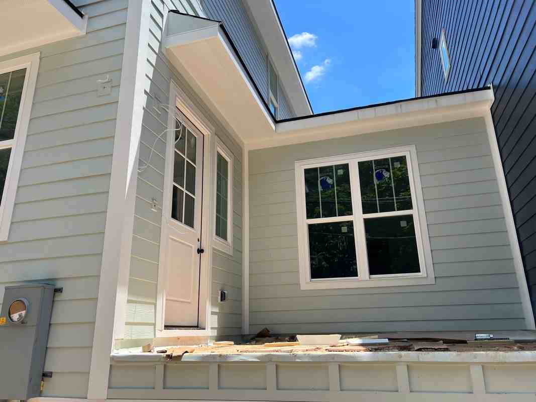 313 W Rock St - Photo 3 of 15