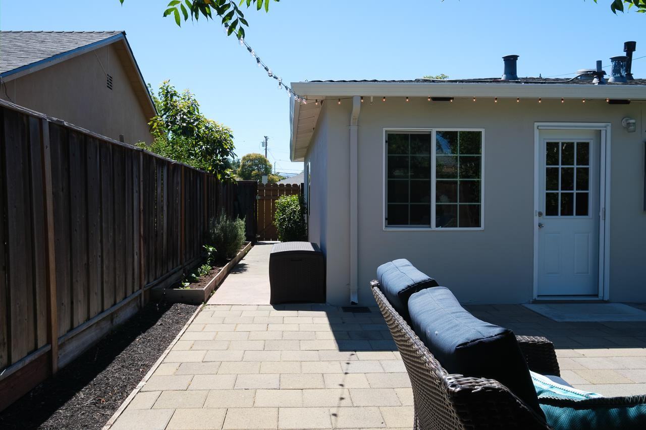 3180 Calzar Drive - Photo 6 of 8