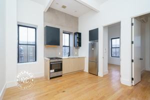 featured image of 1520 Saint Johns Pl #3F