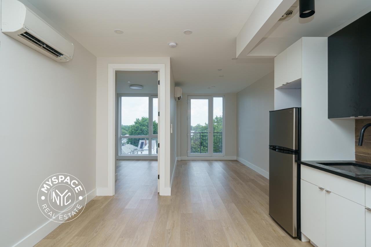 1244 New York Ave #6C - Photo 3 of 11