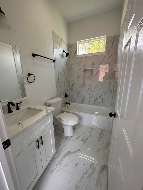 2430 Deers St - Photo 7 of 13