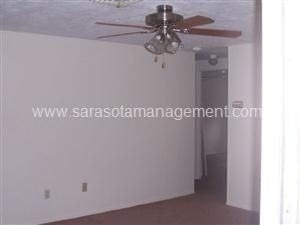 6326 Seagate Ave - Photo 3 of 7