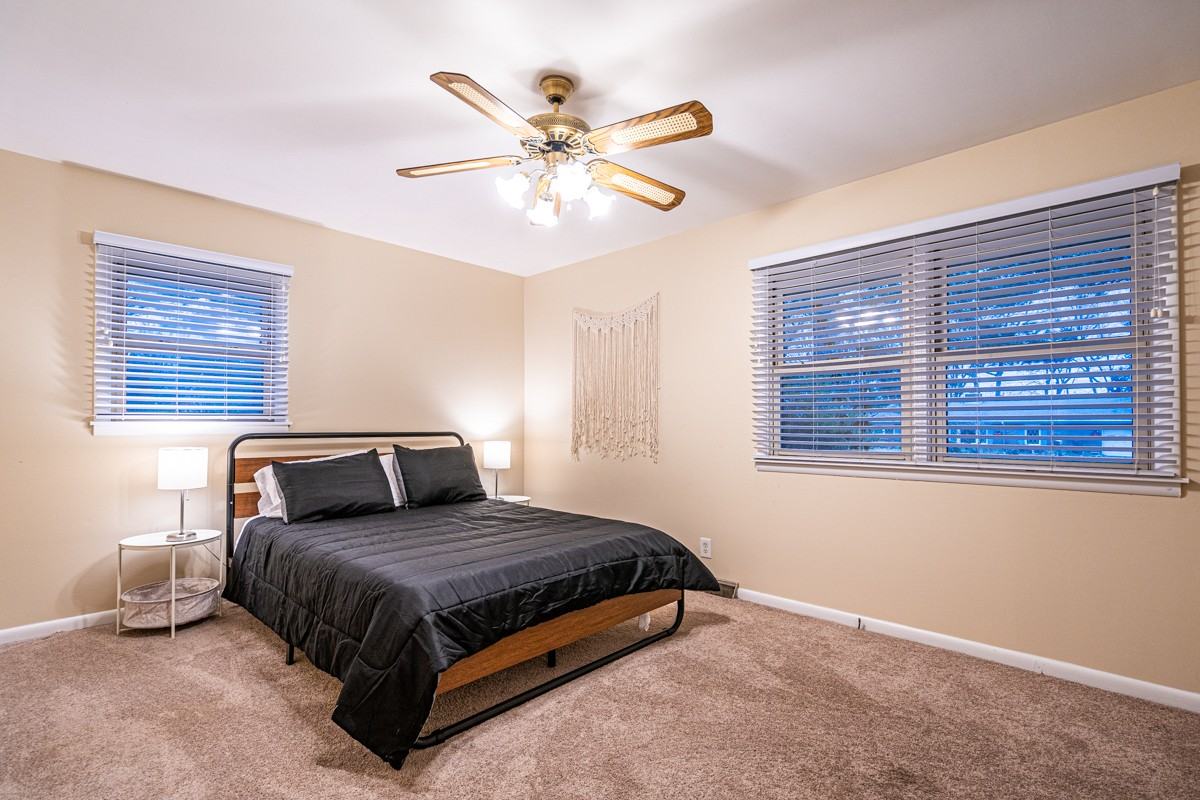 10019 Westleigh Dr Se - Photo 2 of 36