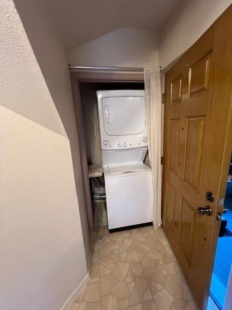 354 Ne Penn Ave Apt 3 - Photo 3 of 9