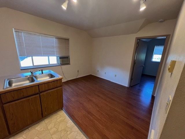354 Ne Penn Ave Apt 3 - Photo 7 of 9