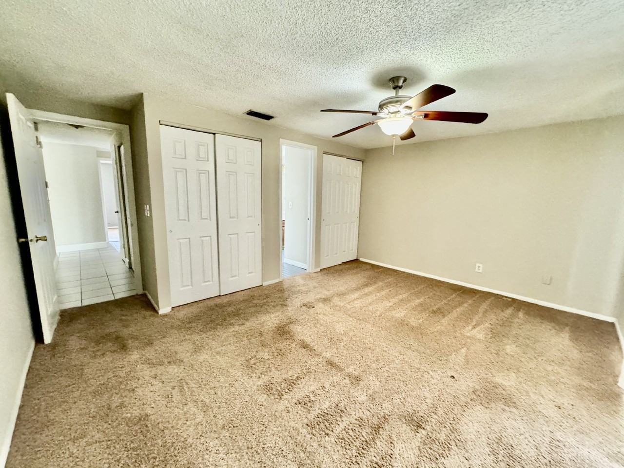 6804 Middlewood Ct - Photo 2 of 11