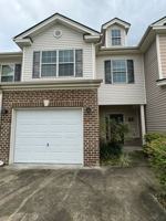 featured image of 900 Canyon Oak Loop