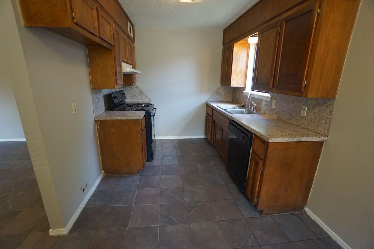 16 Arkansas St - Photo 2 of 11