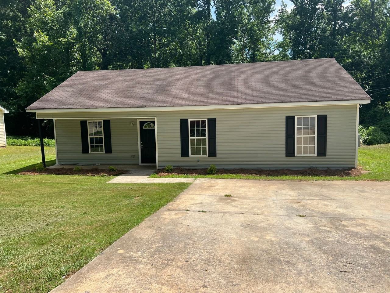 7121 Greenway Cv Sw - Photo 2 of 15