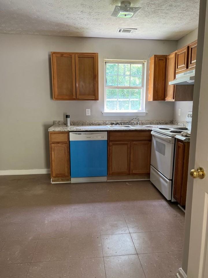 7121 Greenway Cv Sw - Photo 6 of 15