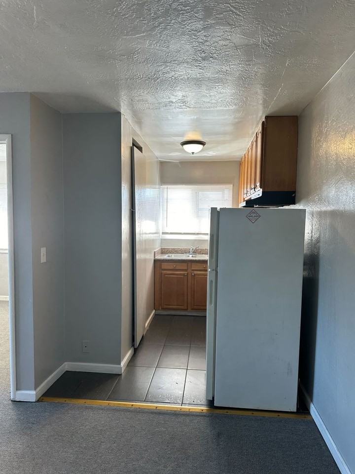 3101 School St - Photo 2 of 8