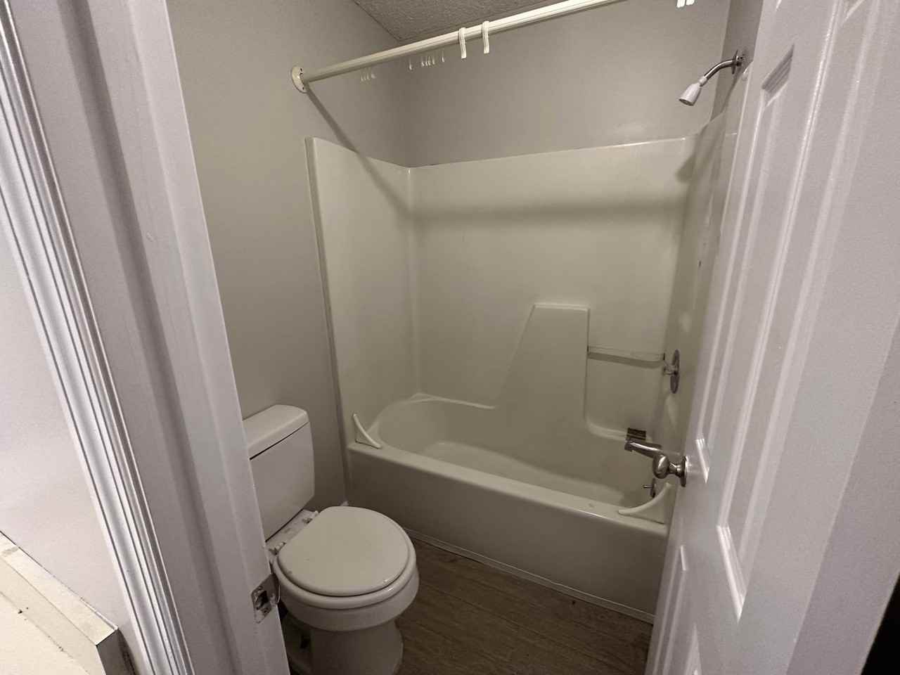 730 Dover Ln - Photo 5 of 10