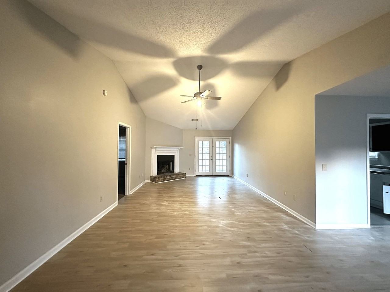 730 Dover Ln - Photo 7 of 10