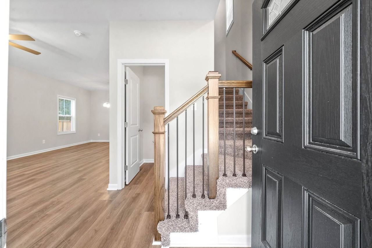 945 Cumberland Dr - Photo 4 of 27