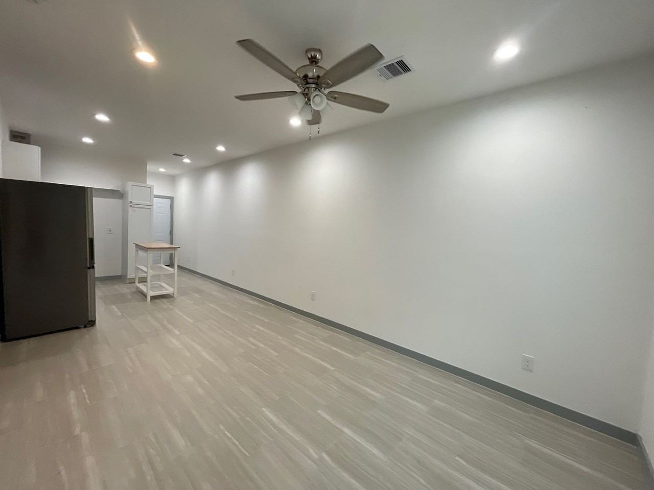 5226 Ridgevan Dr - Photo 5 of 35