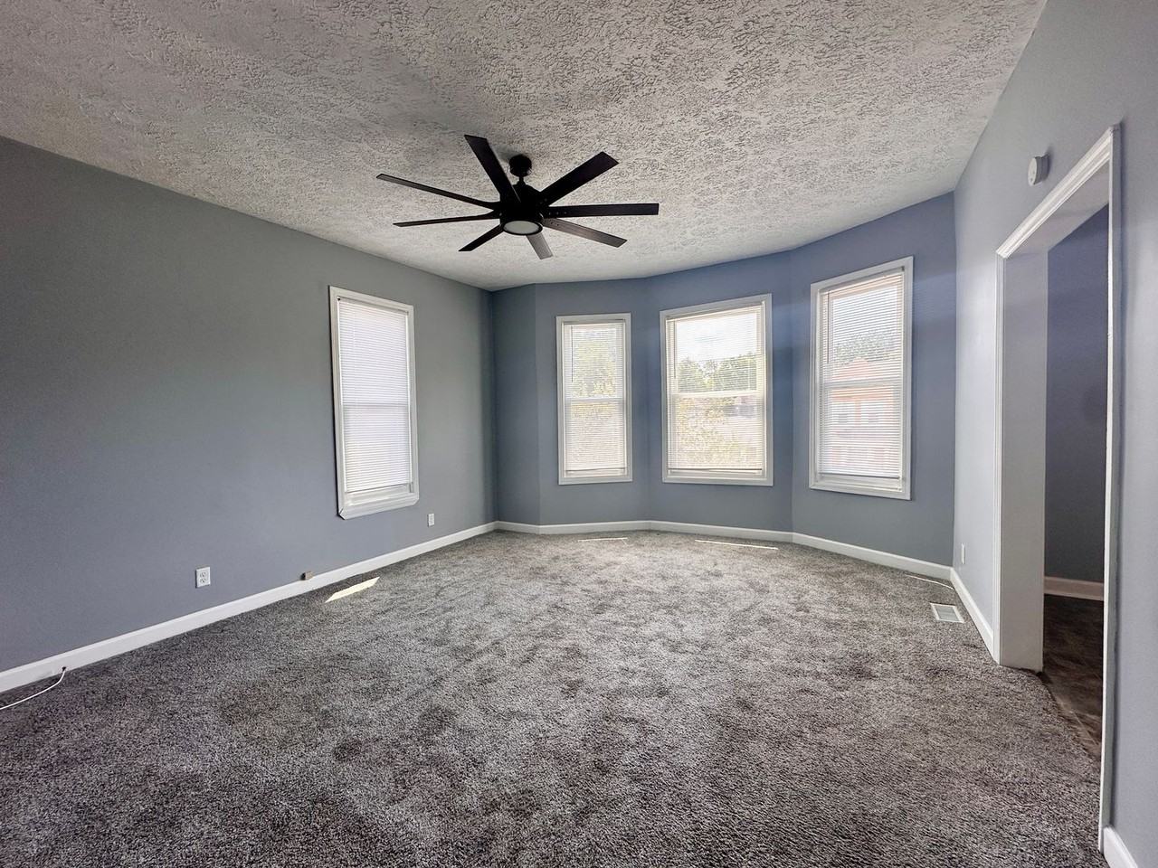 1512 S 7th St #1514 - Photo 2 of 10