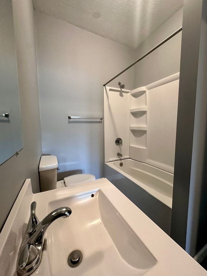 1512 S 7th St #1514 - Photo 6 of 10