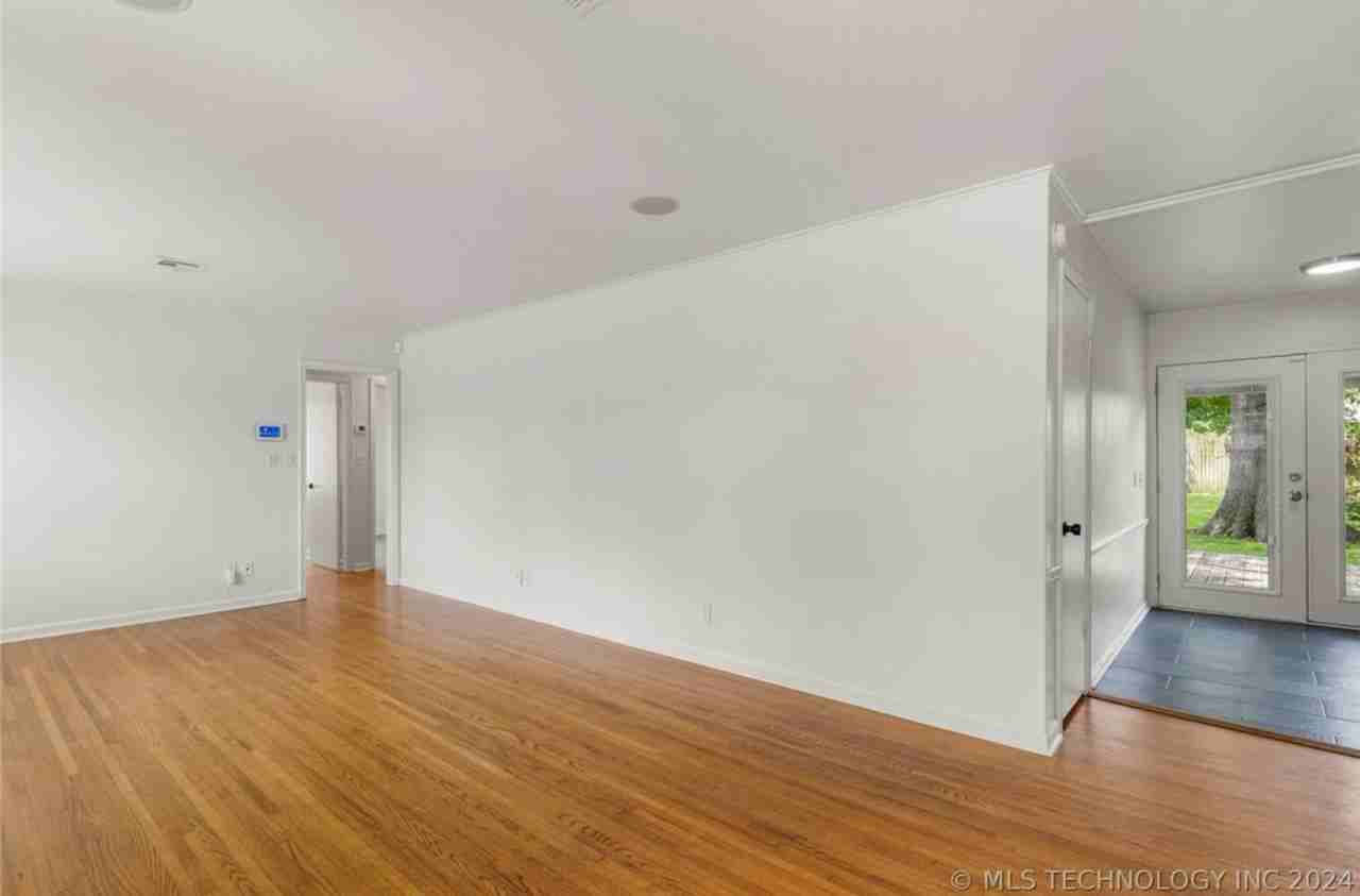 3408 S Pittsburg Ave - Photo 6 of 35