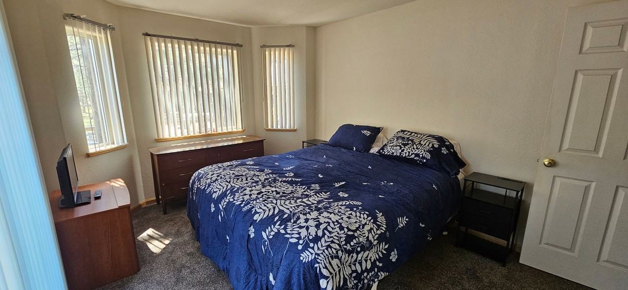 2454 Blitzen Rd - Photo 2 of 45