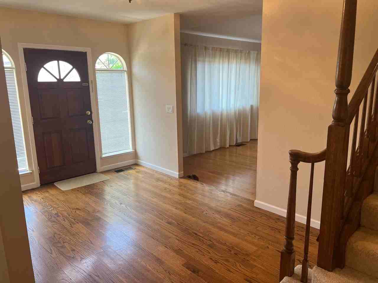 7715 Seeber Ct - Photo 2 of 21