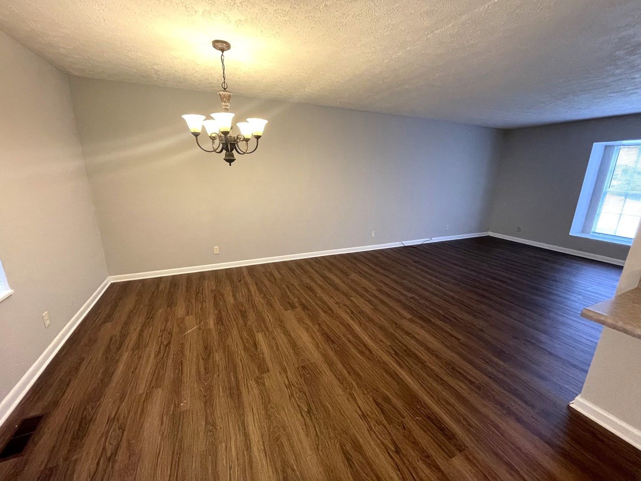 1141 Bouldercrest Cir - Photo 7 of 27