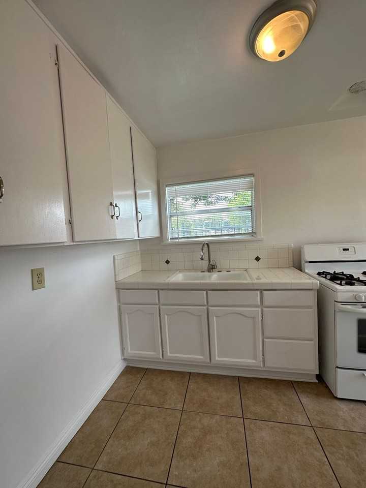 3037 - Hercus Property - Photo 2 of 13