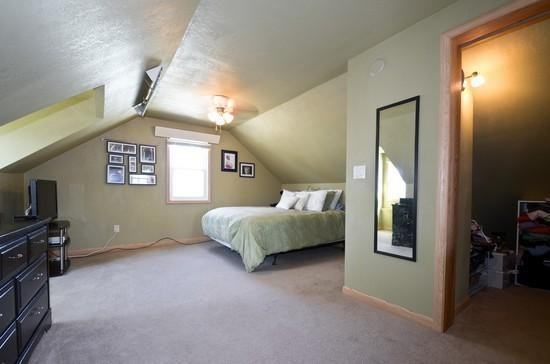 3294 N 77th St - Photo 2 of 9