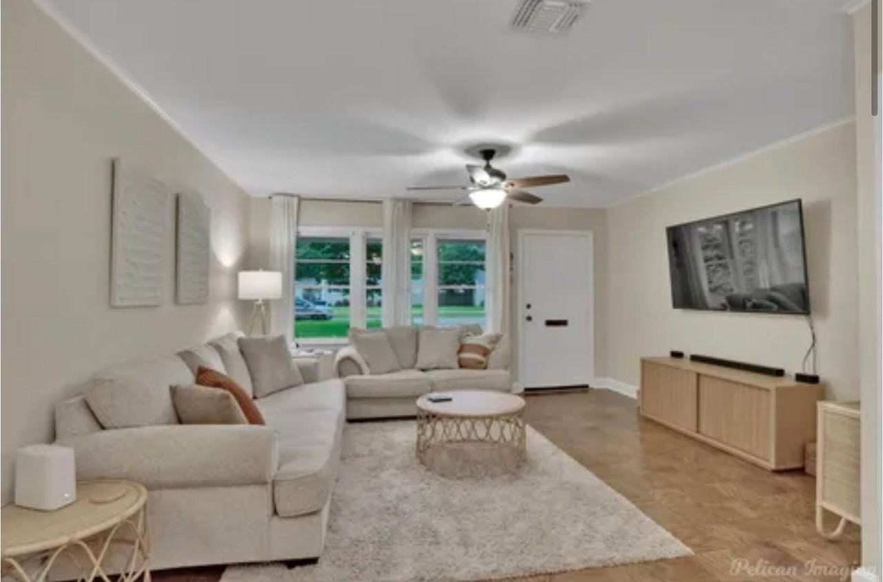 237 Carrollton Ave - Photo 2 of 17