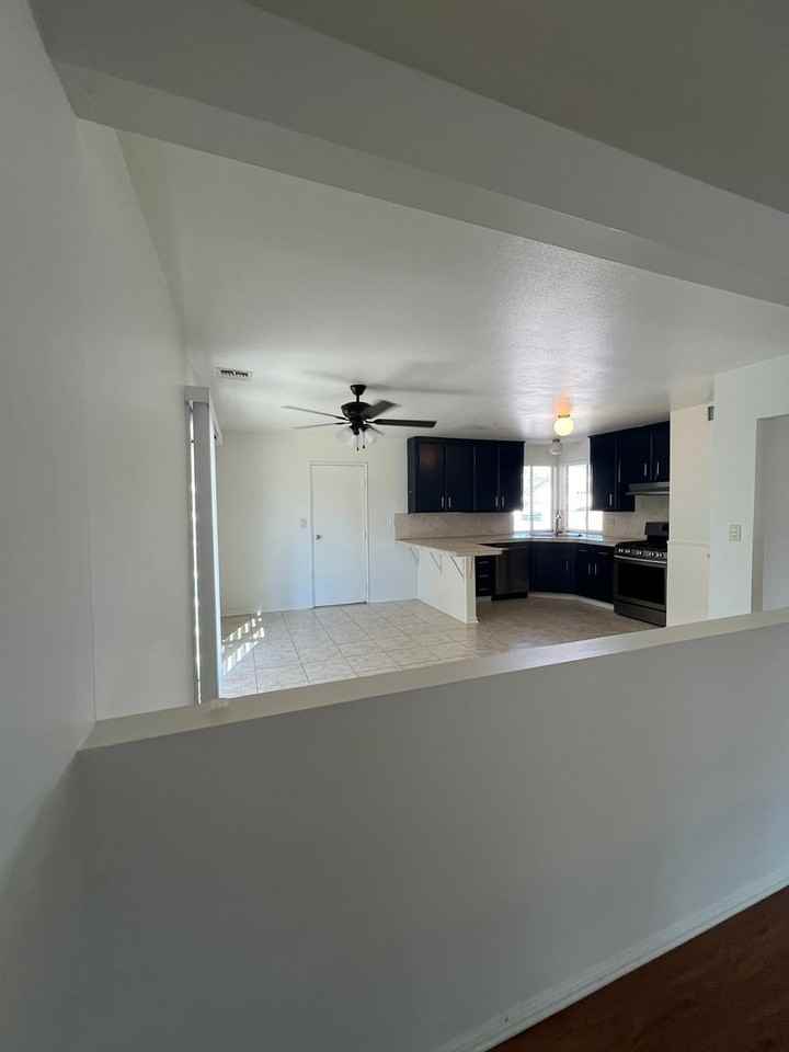 963 Talbert Ave - Photo 3 of 13
